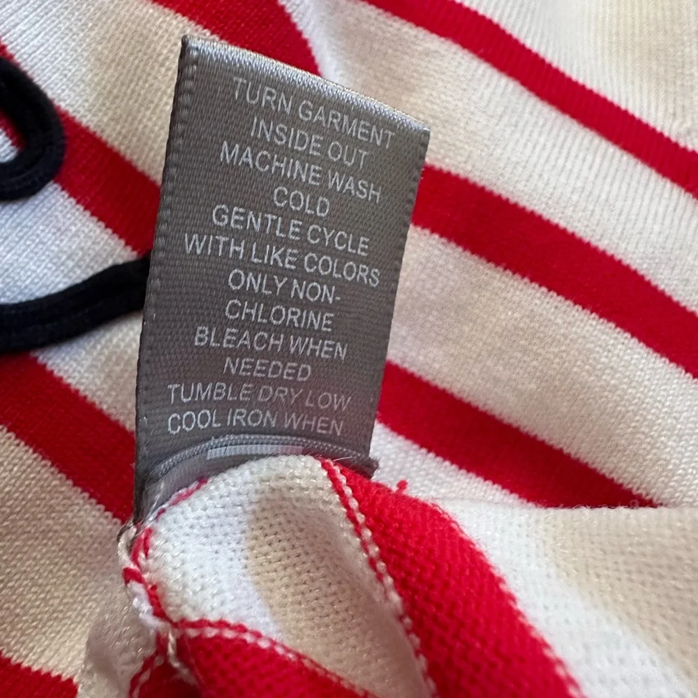 Red & White Striped ‘love’ Sweater - Picture 9 of 9
